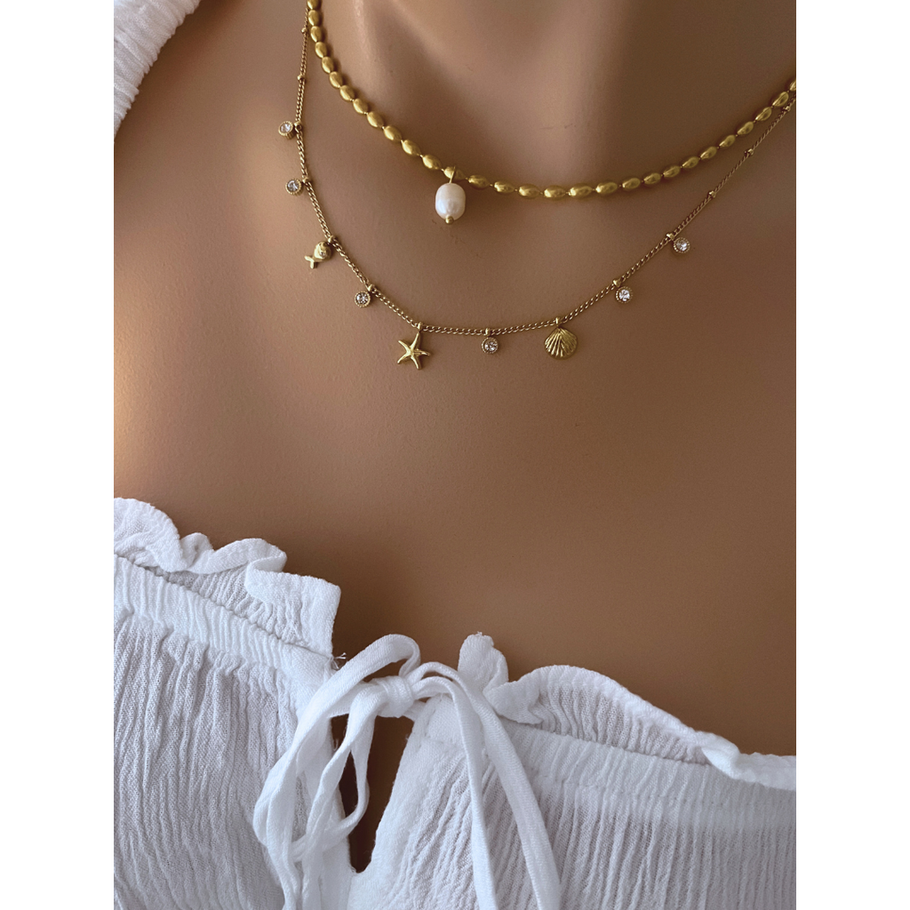 Collar Island Girl