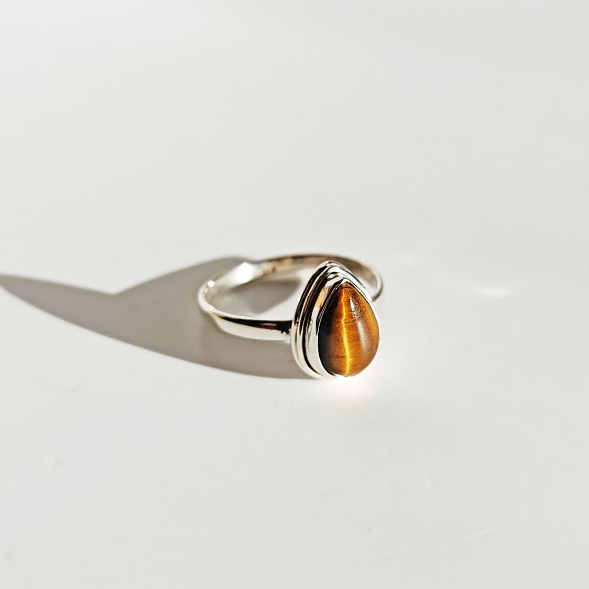 Anillo 'Anahi' de Ojo de Tigre - Plata de Ley