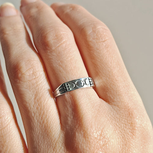 Anillo de Triple Diosa en Plata de Ley 925