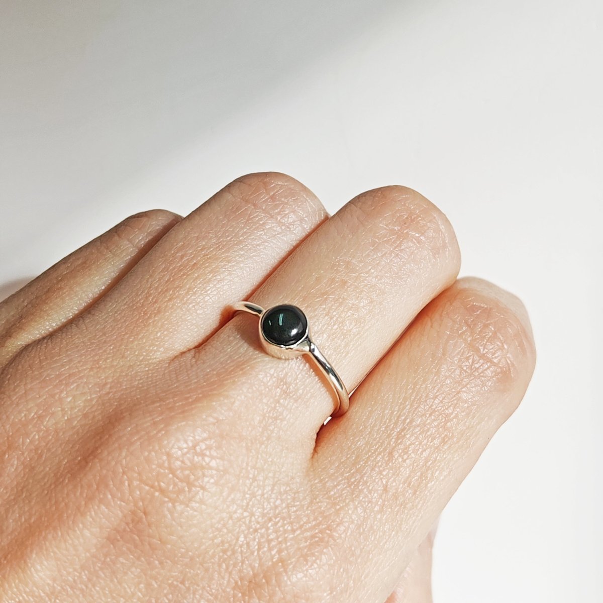Anillo 'Juno' de Ónix - Plata de Ley