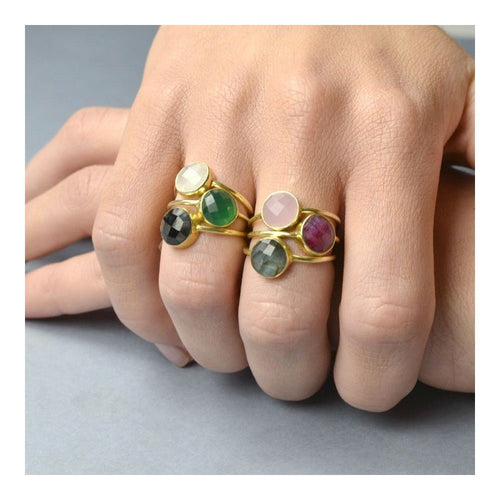 Anillo Navani de Piedra de Luna - Baño de Oro