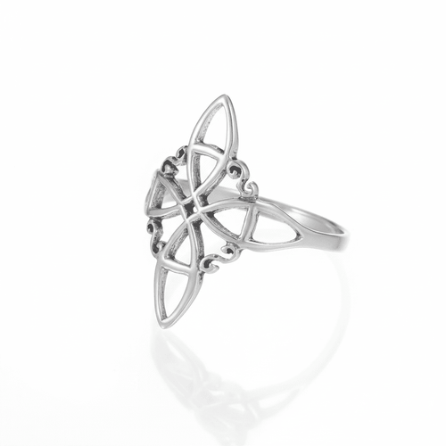 Anillo Nudo de Bruja en Plata de Ley 925
