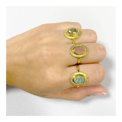 Anillo 'Ovale' de Piedra de Luna - Baño de Oro 18k