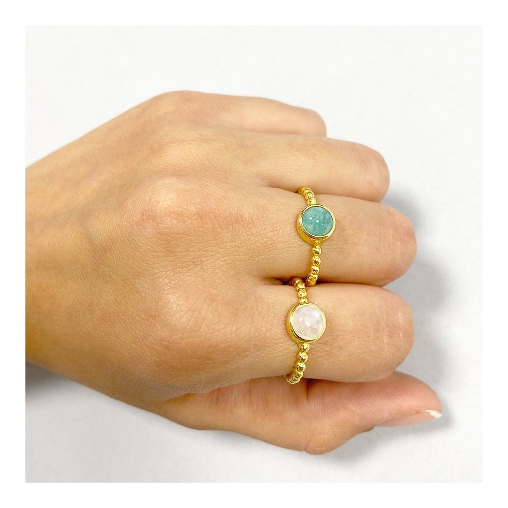 Anillo 'Shakeela' de Piedra de Luna - Baño de Oro 18k
