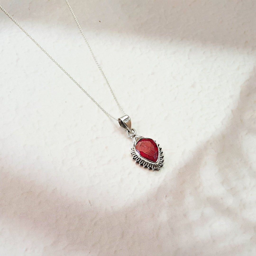 Colgante Agra Rubí y Plata de Ley 925