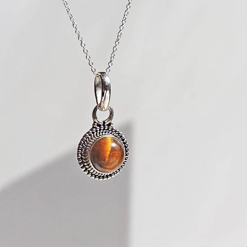 Colgante 'Shanti' Ojo de Tigre y Plata de Ley 925