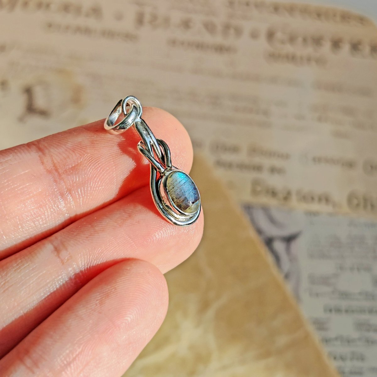 Colgante Arwen Labradorita y Plata de Ley 925