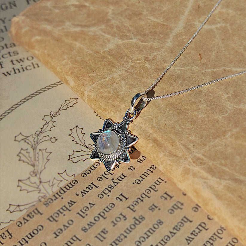 Colgante 'Astraea' Piedra de Luna y Plata de Ley 925