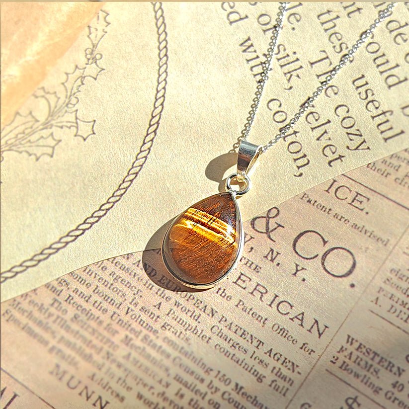 Colgante 'Danu' Ojo de Tigre y Plata de Ley 925