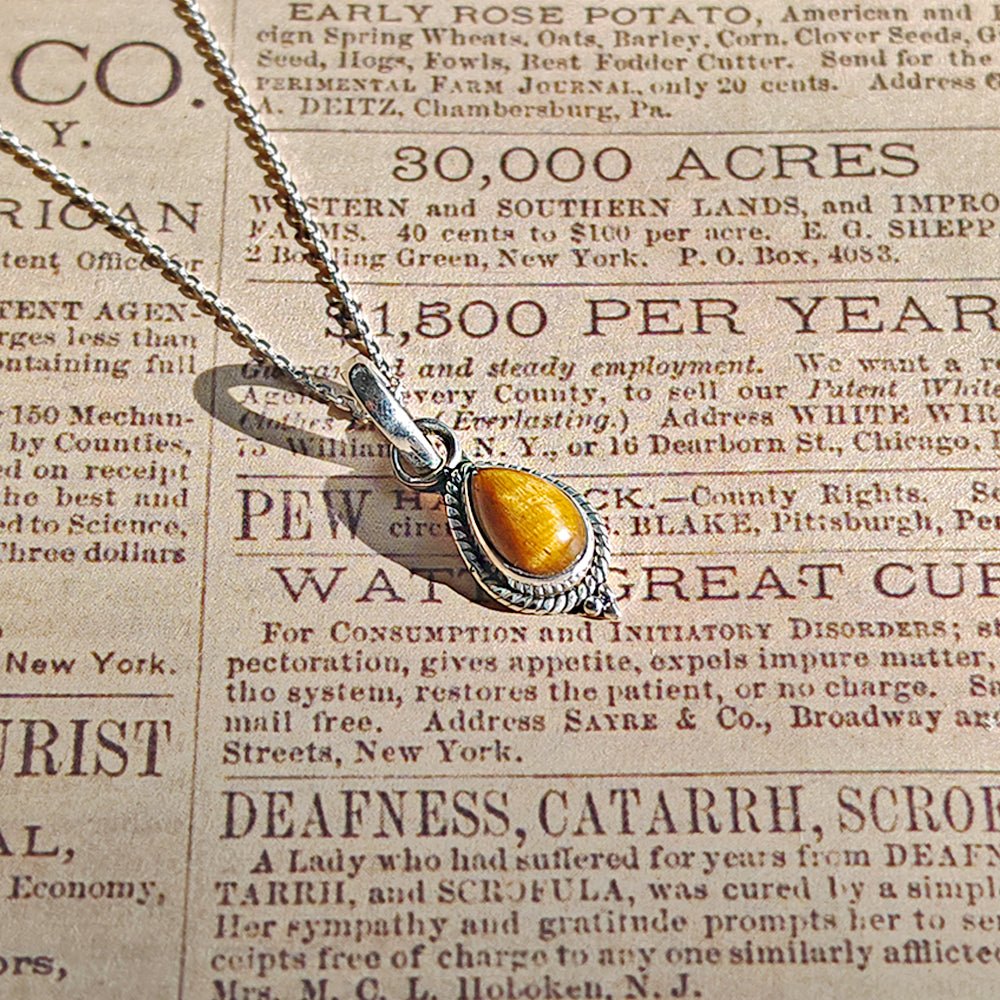 Colgante 'Dewi' Ojo de Tigre y Plata de Ley 925
