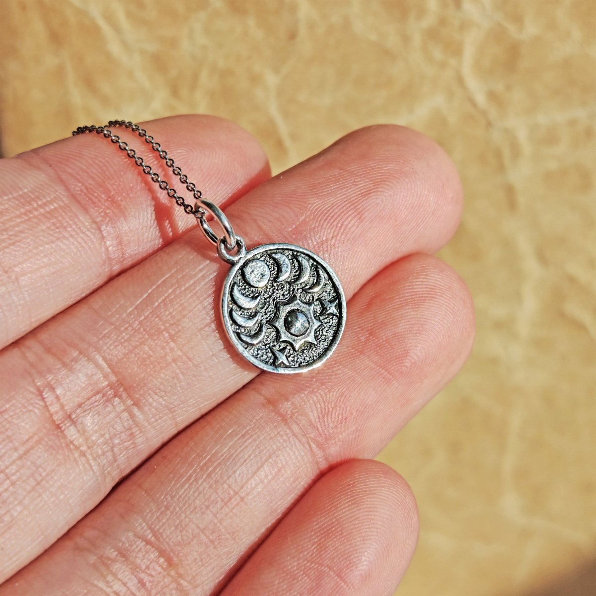 Colgante Fases Lunares, Sol y Estrellas - Plata de Ley 925