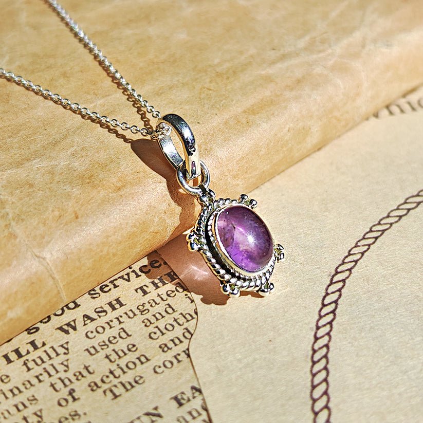 Colgante 'Nammu ' Amatista y Plata de Ley 925