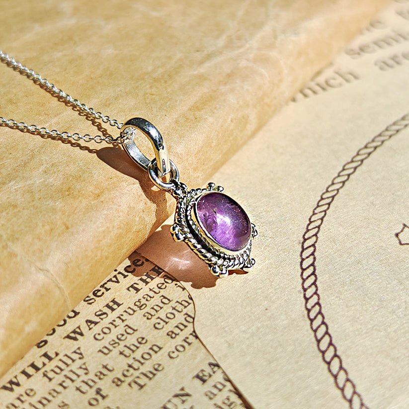 Colgante 'Nammu ' Amatista y Plata de Ley 925