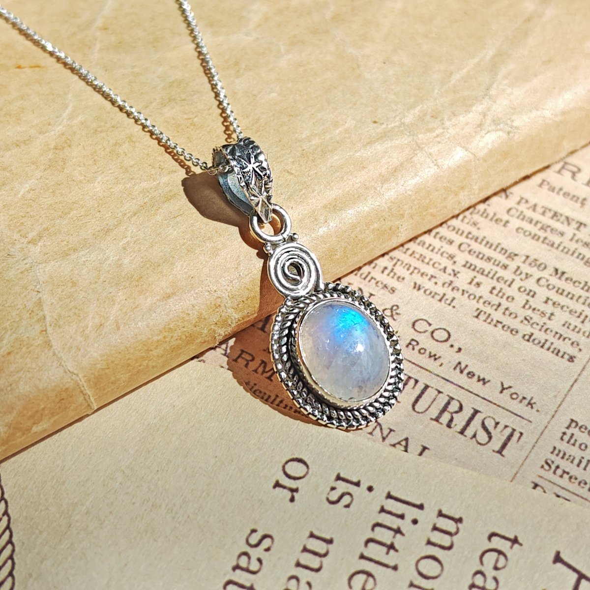 Colgante Espiral Piedra de Luna y Plata de Ley 925