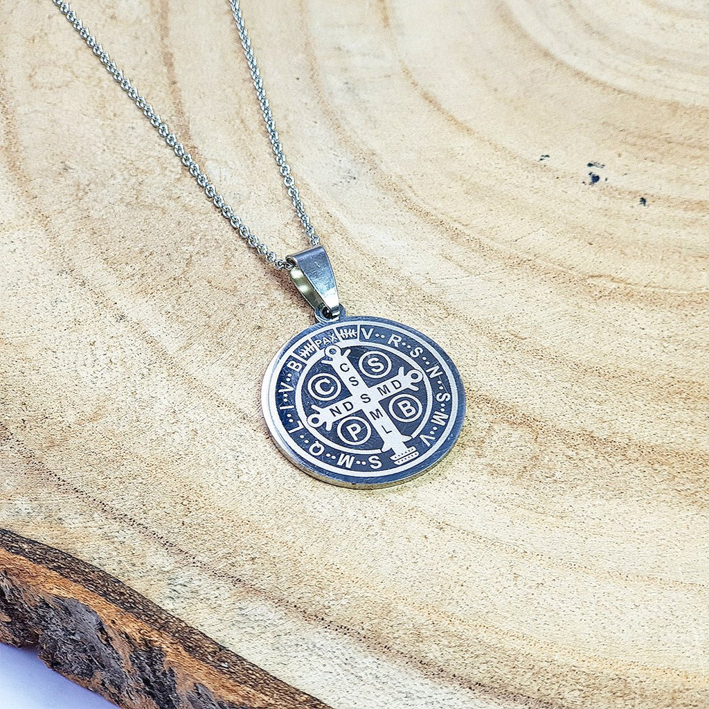 Collar Medalla de San Benito