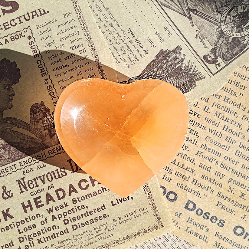 Cuenco Corazón de Selenita Naranja 6 cm