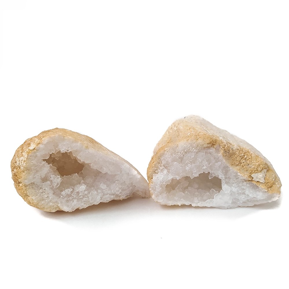Geoda de Cuarzo Blanco Completa