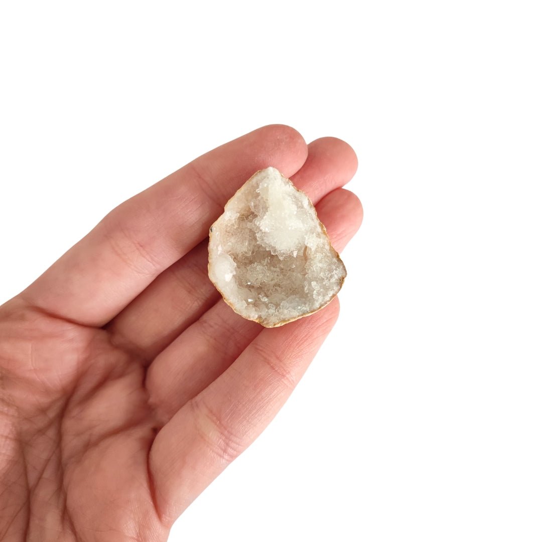Mitad Geoda de Cuarzo Blanco