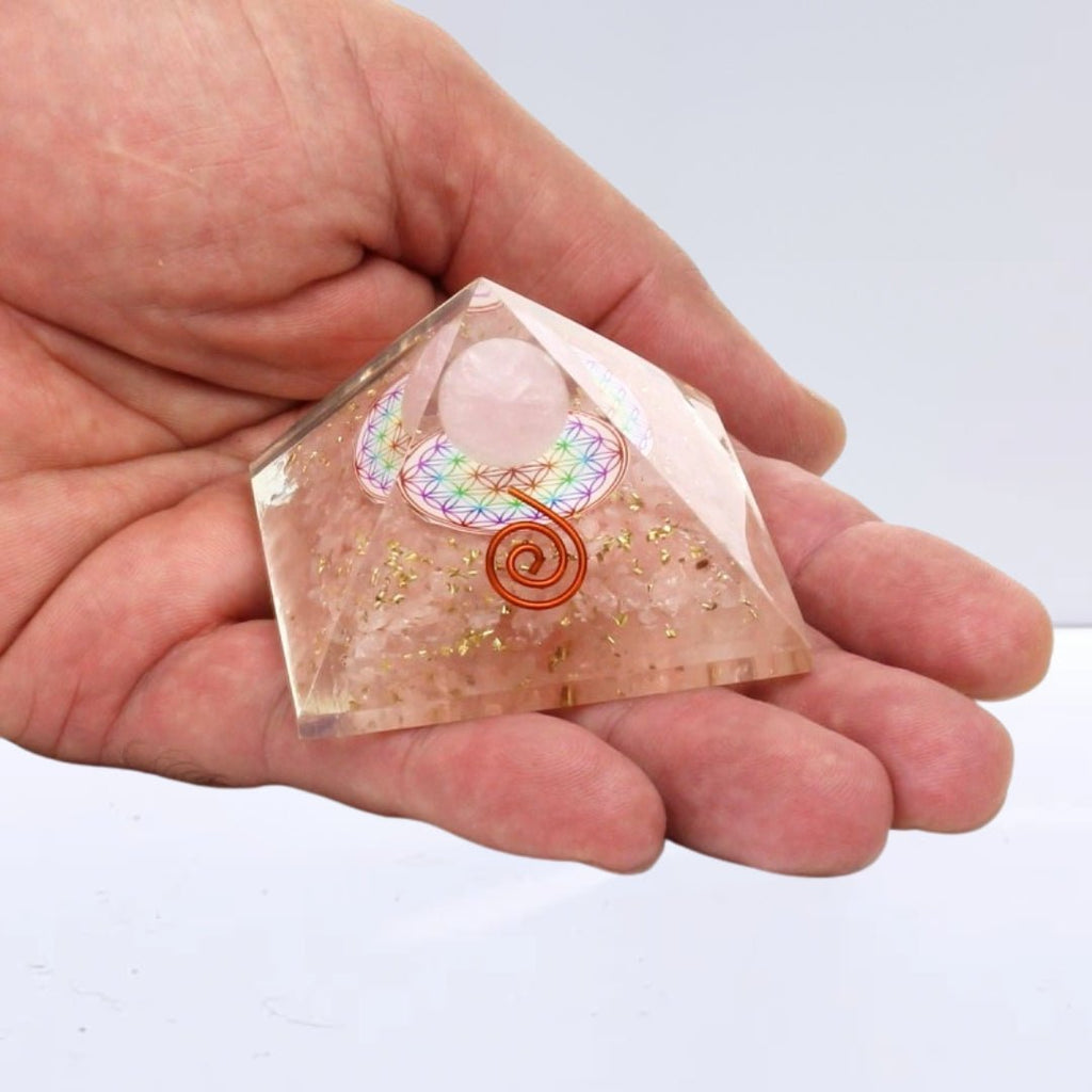 Pirámide Orgonita 'Earth' - Cuarzo Rosa