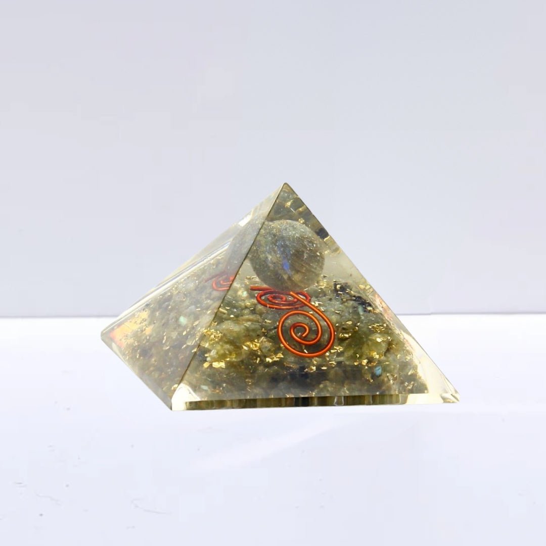 Pirámide Orgonita 'Earth' - Labradorita