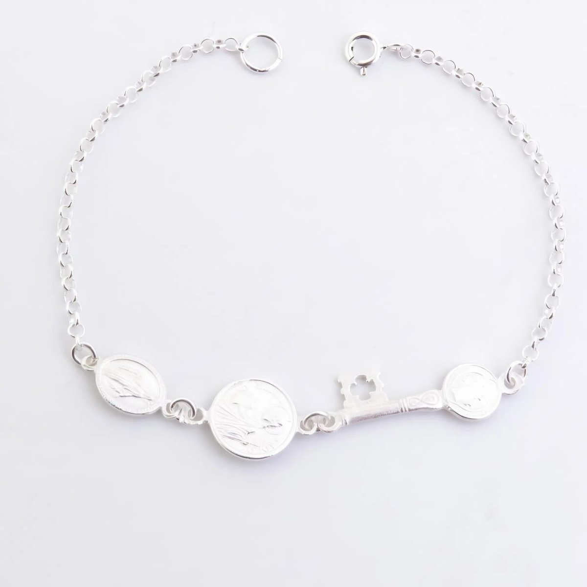 Pulsera Triple Protectora S925: Milagrosa · San Judas · Llave de San Benito