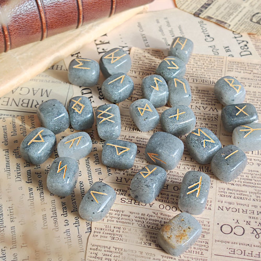 Runas Vikingas Aventurina Gris – Intuición, claridad y conexión ancestral
